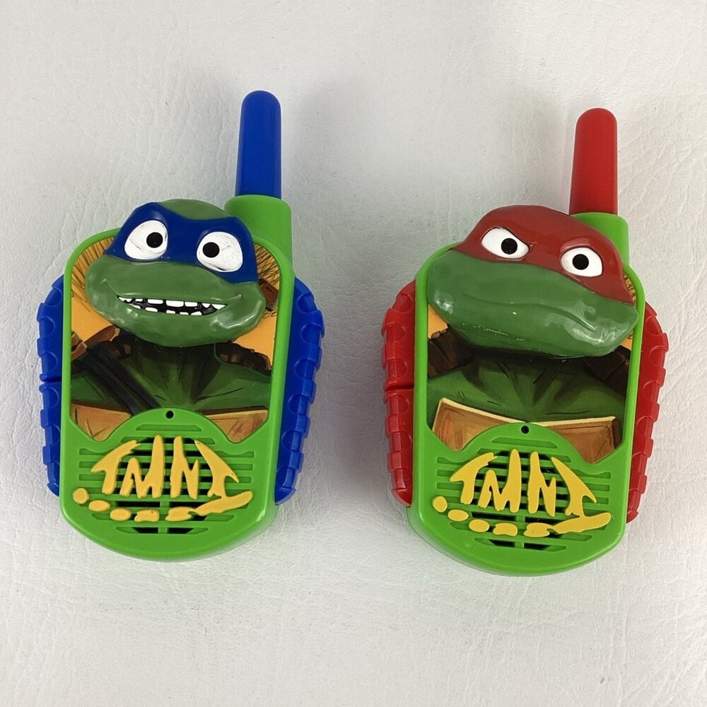 Teenage Mutant Ninja Turtles Extended Range Walkie Talkies Mutant Mayhem 2023